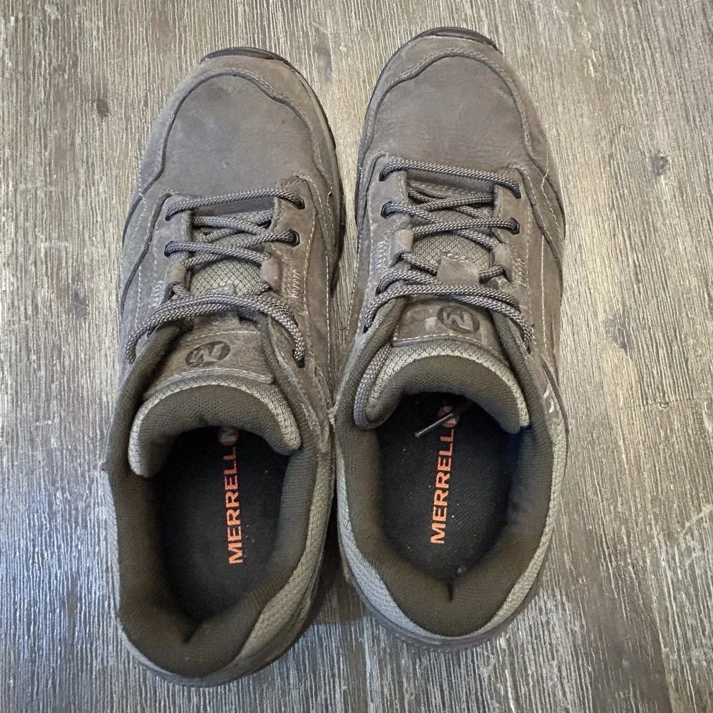 Merrell Boulder J91831 Men's Size 10 Brown Nubuck Leather Hiking Shoes Vibram